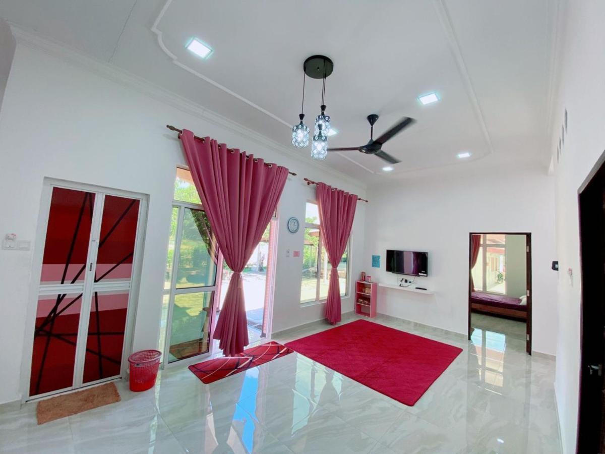 Вилла Hellokitty House - Unit 1 Куала-Тренгану Экстерьер фото
