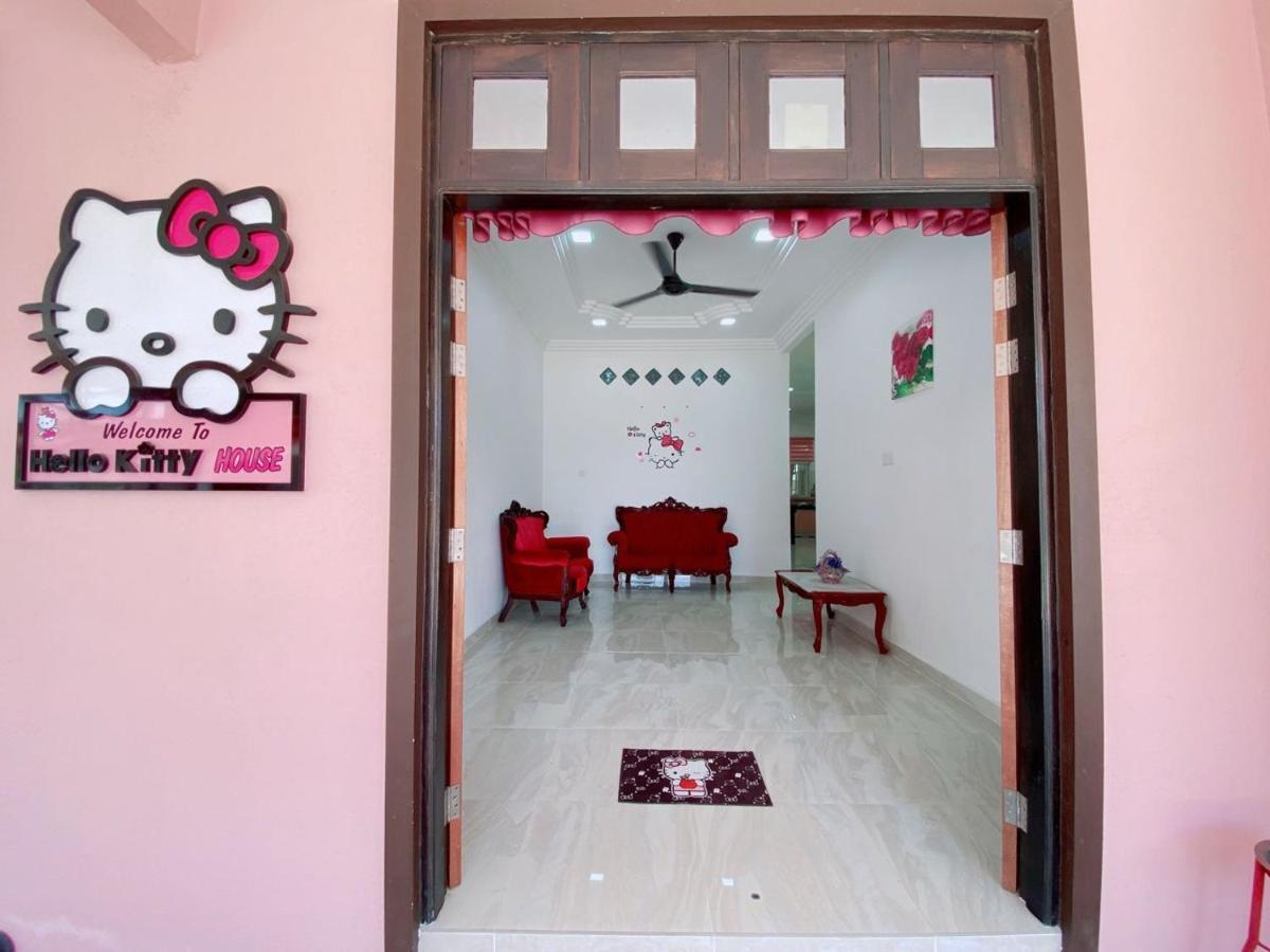 Вилла Hellokitty House - Unit 1 Куала-Тренгану Экстерьер фото