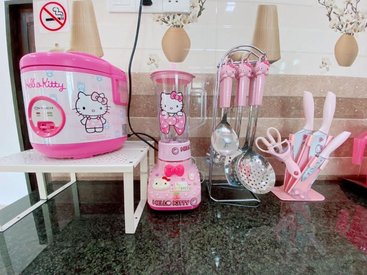 Вилла Hellokitty House - Unit 1 Куала-Тренгану Экстерьер фото